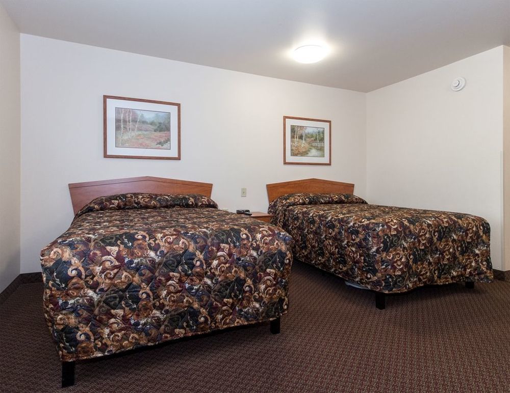 Hotel Woodspring 2*